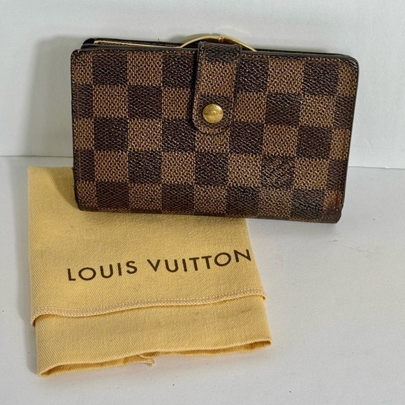 Louis Vuitton Handbags - Louis Vuitton Wallet Viennois Damier Ebene kiss lock coin and snap close GUC